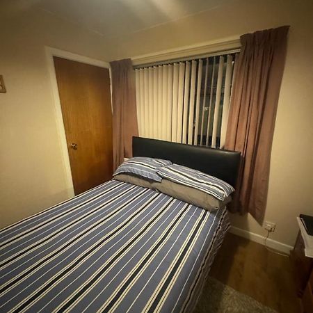 Private Room In Causeway Coast And Glens Балликасл Экстерьер фото